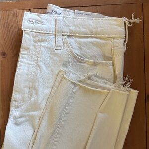 Universal Thread Off-White Vintage Stretch Jeans